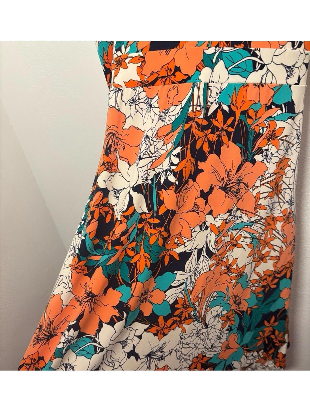 Anne Klein Floral Plunge Neck Long Sleeve Dress Size Medium - Picture 4 of 7